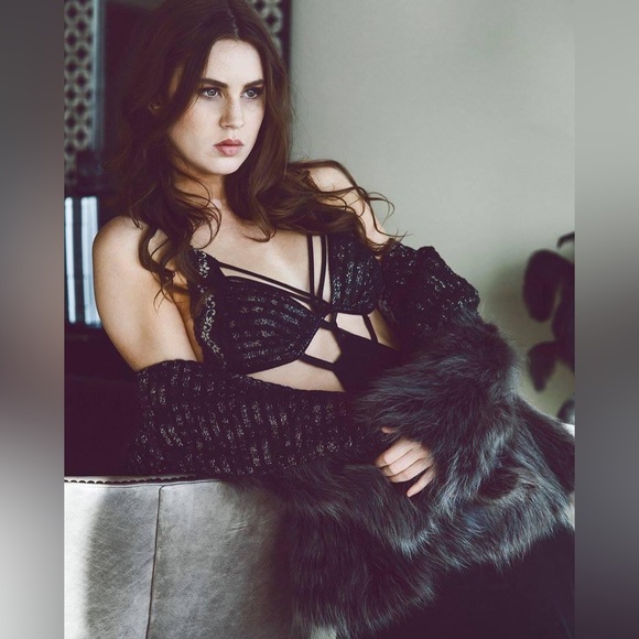 Coat. Winter black gray fur and puffer jacket Armani fabric - Picture 3 of 16